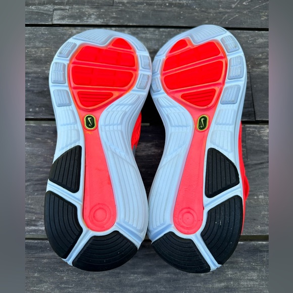 Nike Lunareclipse 4 Light Orange Running Shoe Woman’s Size 10.5M - Picture 4 of 6